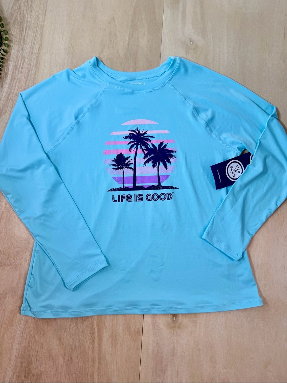 NWT Life Is Good "LT BLUE" Palm Tree Sunset Sunshirt - Large UPF 50+